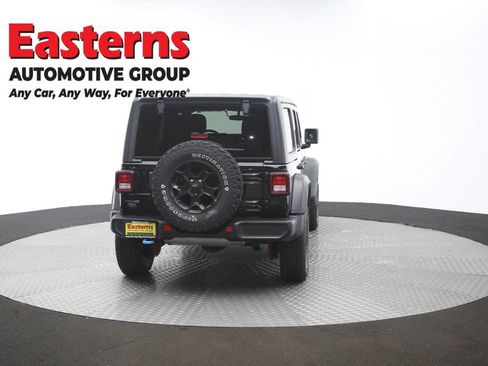 Used 2023 Jeep Wrangler Unlimited w/ Cold Weather Group AWD/4WD image 38