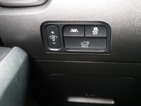 Certified 2022 Kia Sorento X-Line EX image 26