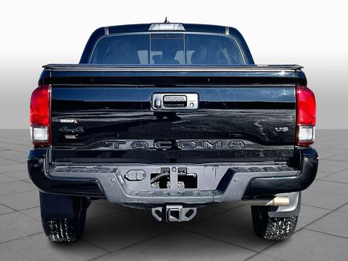 Used 2023 Toyota Tacoma 4x4 Double Cab image 4