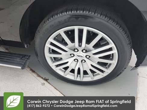 Used 2024 Ford Expedition Max Limited AWD/4WD image 36