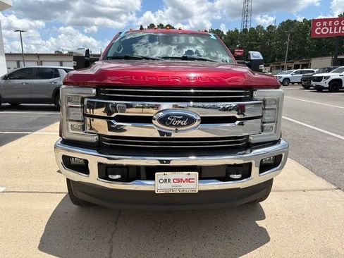 Used 2019 Ford F250 Lariat w/ Lariat Ultimate Package AWD/4WD image 3