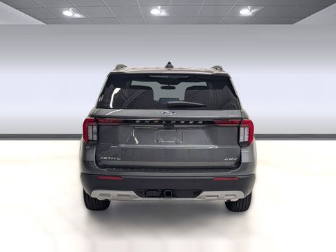 New 2026 Ford Explorer Active w/ Active Comfort Package image 8