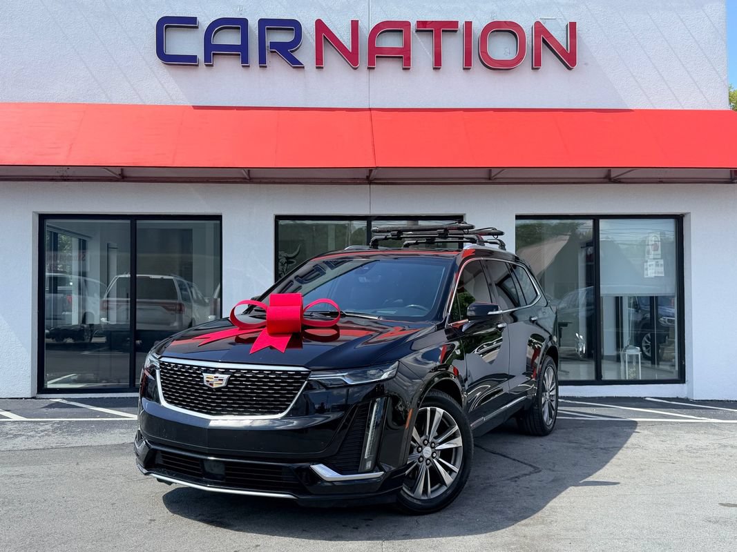 Used 2020 Cadillac XT6 Premium Luxury FWD image 2