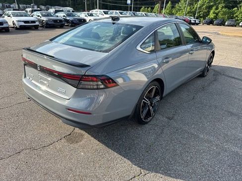 Used 2023 Honda Accord Sport image 5