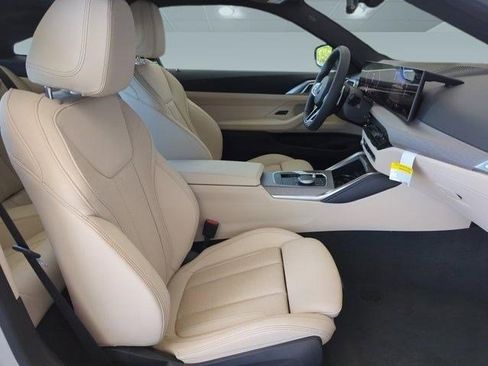 Used 2025 BMW 430i Coupe w/ M Sport Package RWD image 26