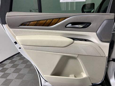 Used 2022 Cadillac Escalade Sport Platinum image 23