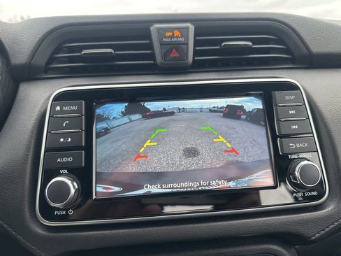 Used 2023 Nissan Versa S w/ Trunk Package image 15