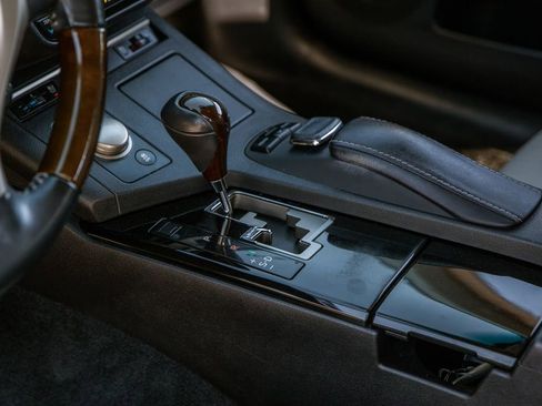 Used 2015 Lexus ES 350 w/ Premium Package image 14