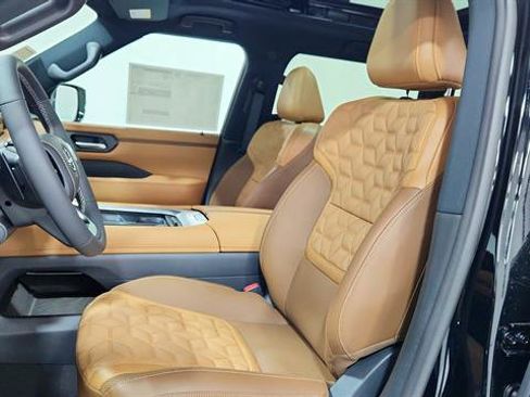 New 2025 Nissan Armada Platinum Reserve w/ Convenience Package image 11