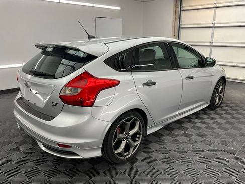 Used 2014 Ford Focus ST w/ Equipment Group 202A FWD image 16