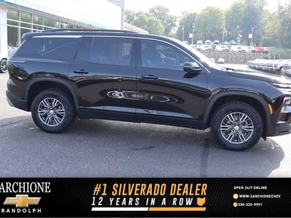 Used 2024 Chevrolet Traverse LT w/ LPO, Floor Liner Package