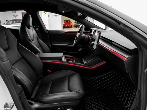 Used 2021 Tesla Model S Plaid image 31