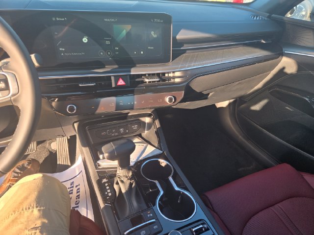 New 2027 Kia K5 GT-Line w/ GT-Line Premium Package FWD image 2