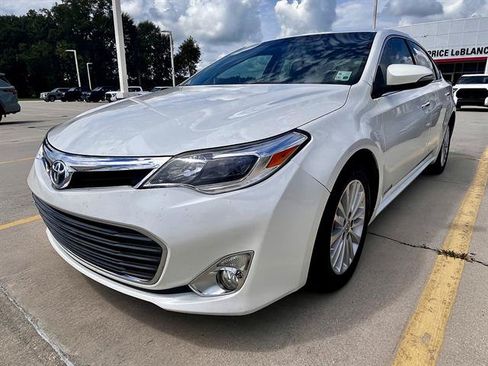 Used 2013 Toyota Avalon XLE Touring FWD image 8