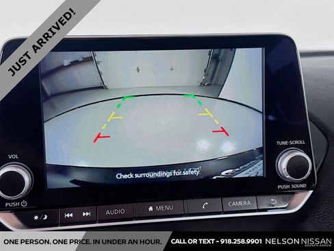 Certified 2025 Nissan Sentra SR w/ Midnight Edition image 13