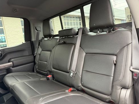 Used 2019 Chevrolet Silverado 1500 LTZ AWD/4WD image 18
