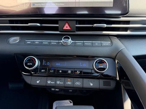 New 2026 Hyundai Elantra Limited FWD image 14