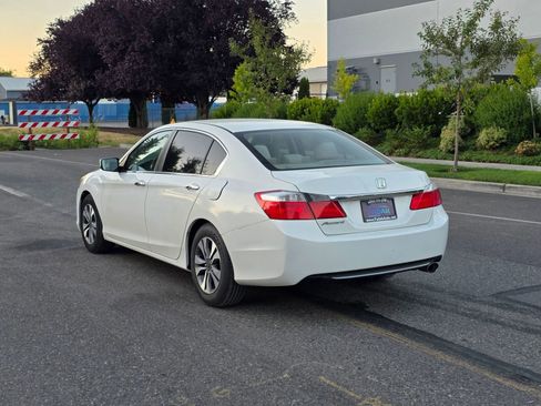 Used 2013 Honda Accord LX image 5