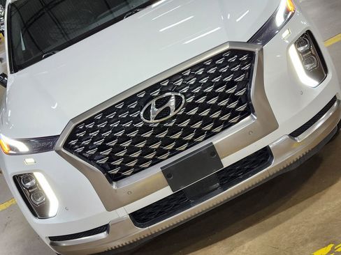 Used 2022 Hyundai Palisade Calligraphy w/ Cargo Package FWD image 19
