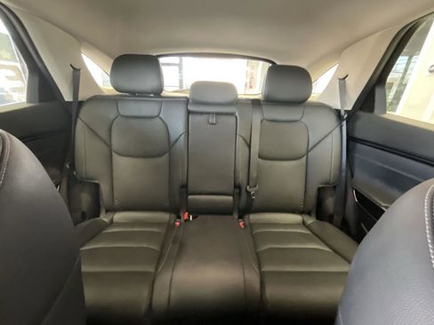 Used 2025 Genesis GV70 2.5T image 15