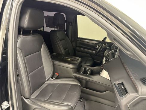 Used 2024 Chevrolet Tahoe Z71 w/ Luxury Package AWD/4WD image 29