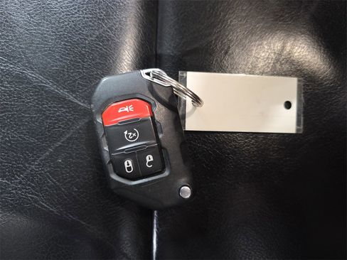 Used 2021 Jeep Gladiator Mojave w/ Uconnect 4C Nav & Sound Group image 34