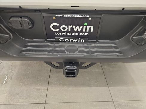 Used 2018 Toyota Tundra 1794 Edition AWD/4WD image 17