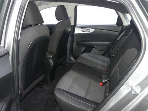Used 2023 Kia Forte LXS w/ LXS Technology Package FWD image 27
