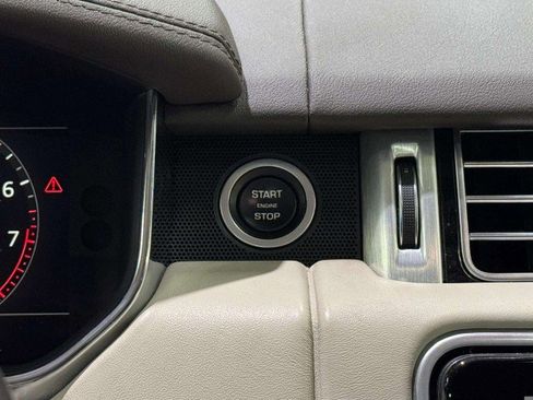 Used 2019 Land Rover Range Rover HSE image 41