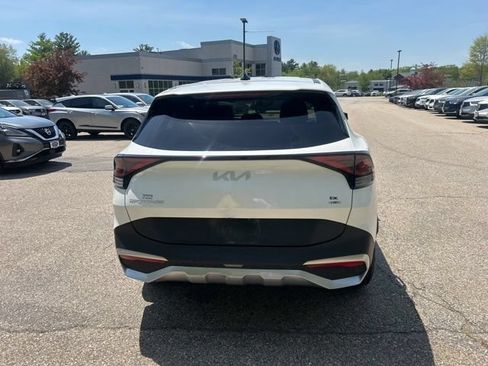 Used 2023 Kia Sportage LX AWD/4WD image 9