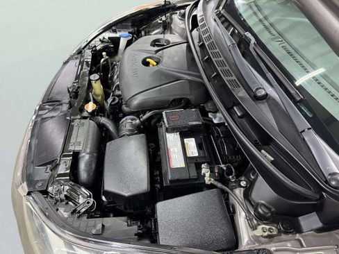 Used 2012 Hyundai Elantra Limited image 54