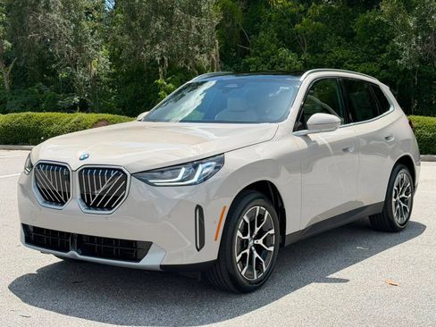 New 2026 BMW X3 xDrive30i w/ Premium Package AWD/4WD image 1