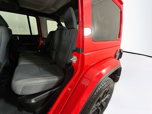 Used 2025 Jeep Wrangler Sahara w/ Safety Group image 25