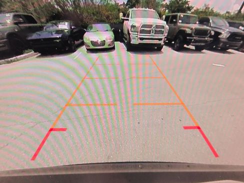 Used 2025 GMC Acadia Elevation FWD image 21