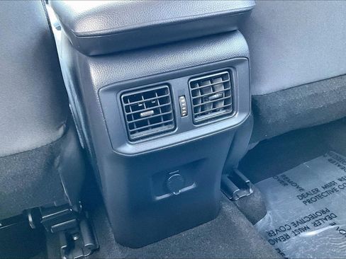 Used 2024 Toyota RAV4 LE image 32