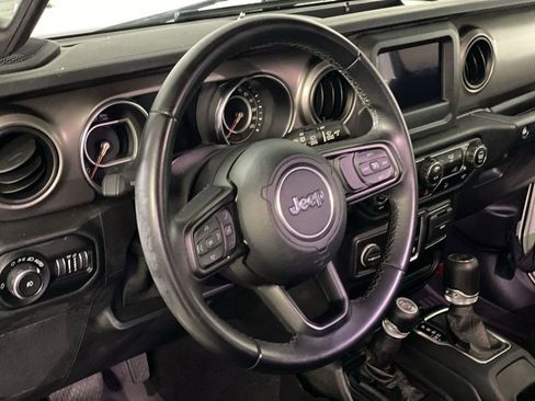 Used 2020 Jeep Wrangler Sport AWD/4WD image 16