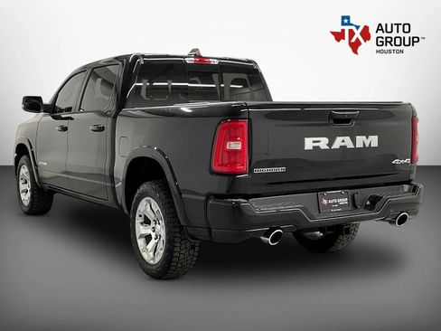Used 2025 RAM 1500 Big Horn AWD/4WD image 3