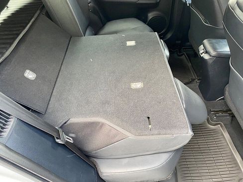 Used 2022 Toyota Prius Prime Limited image 38