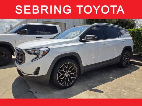 Used 2020 GMC Terrain SLT w/ Preferred Package FWD image 1