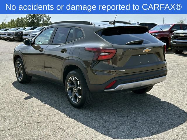 Certified 2024 Chevrolet Trax LT w/ Driver Confidence Package FWD image 3