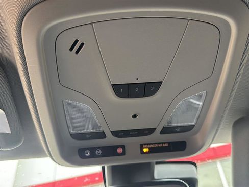 Used 2014 Chevrolet Impala LT w/ Premium Seating Package image 20