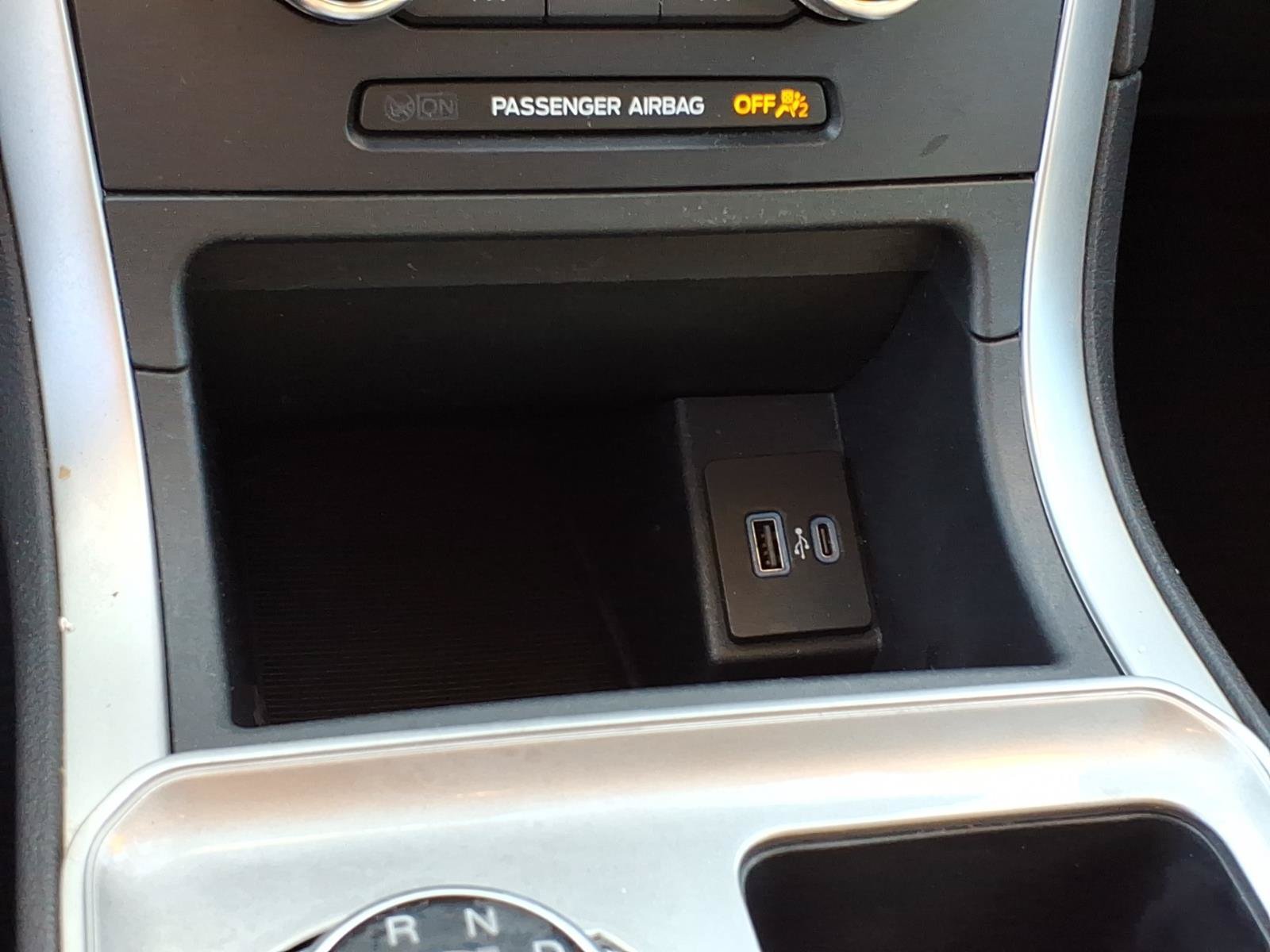 Used 2024 Ford Edge SEL AWD/4WD image 21