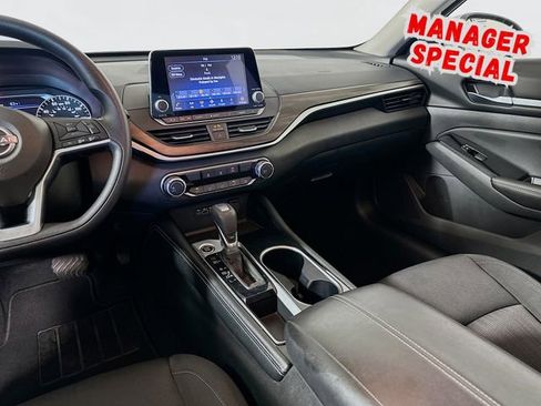 Used 2023 Nissan Altima 2.5 SV image 23