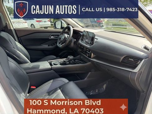 Used 2023 Nissan Rogue Platinum w/ Platinum Premium Package AWD/4WD image 25