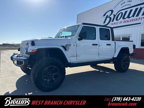 Used 2021 Jeep Gladiator Overland w/ Popular Equipment Package image 1