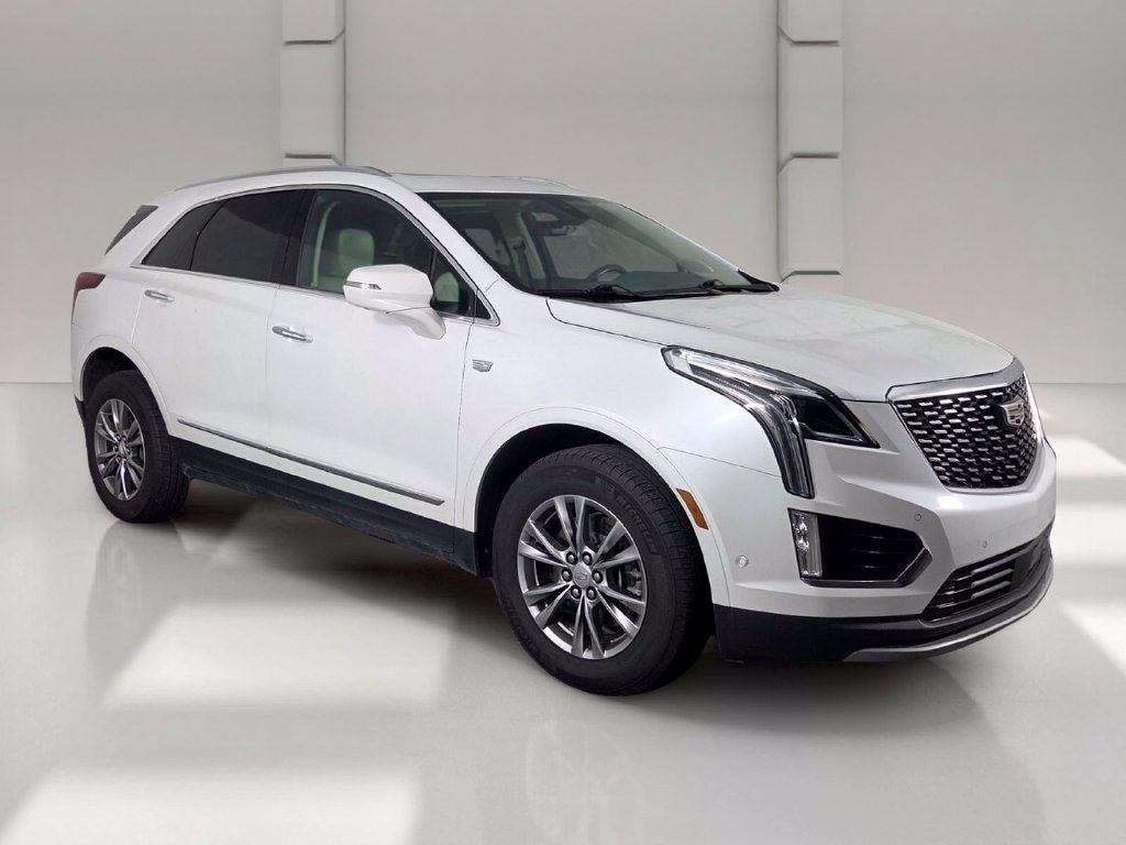 Used 2023 Cadillac XT5 Premium Luxury w/ Technology Package AWD/4WD image 2