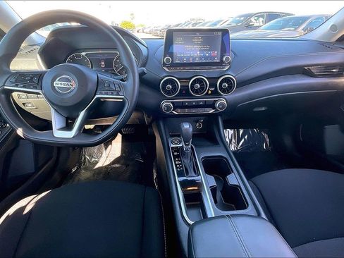 Used 2023 Nissan Sentra SV image 21