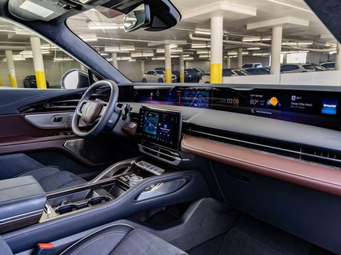 Used 2026 Lincoln Nautilus Black Label image 33