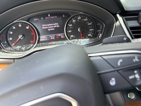 Used 2023 Audi Q5 2.0T Premium w/ Convenience Package AWD/4WD image 15