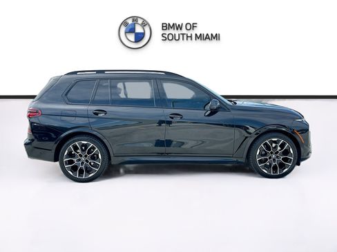Used 2024 BMW X7 xDrive40i w/ Executive Package AWD/4WD image 8